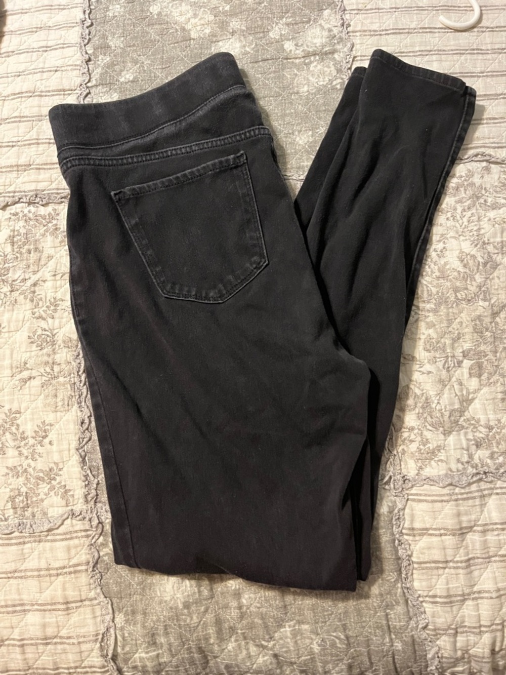 Old Navy Black Women's Jeggings with Back Pocket sz 16 tall